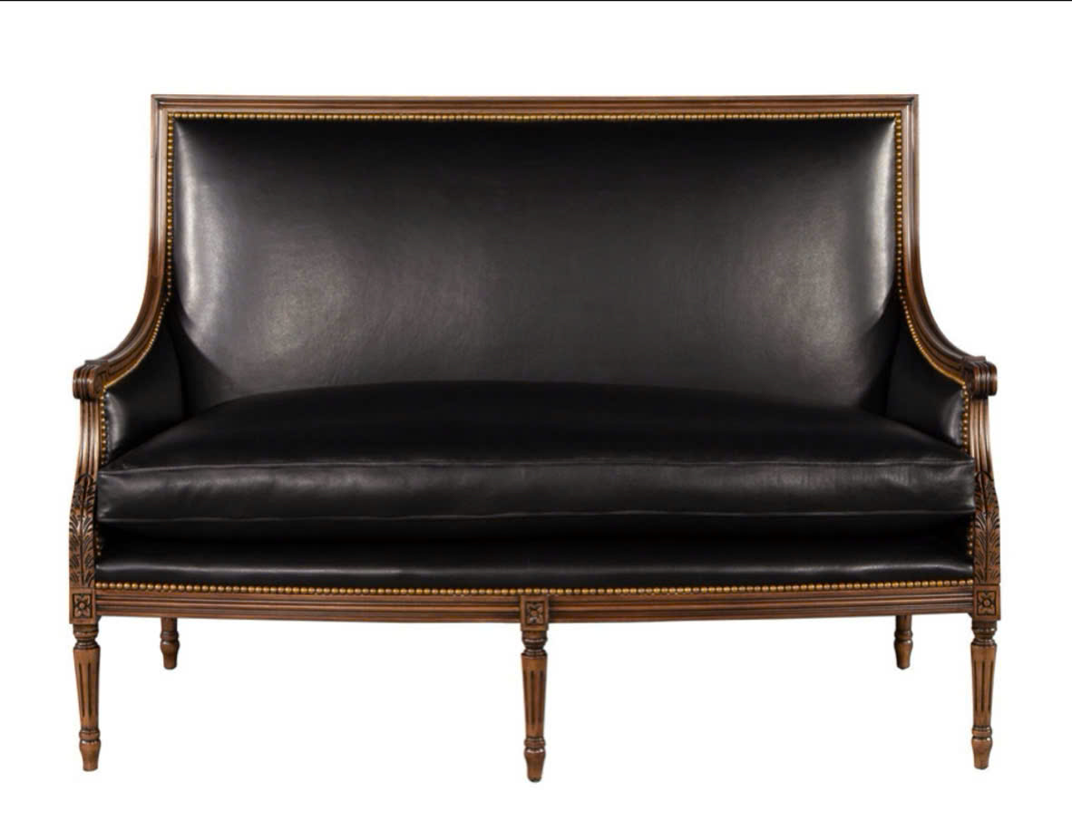 sofa-dai-co-dien-louis-cao-cap